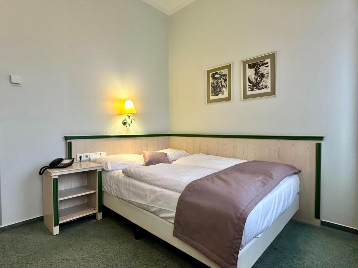 Trip Inn Posthotel Dueren Duren Exterior photo